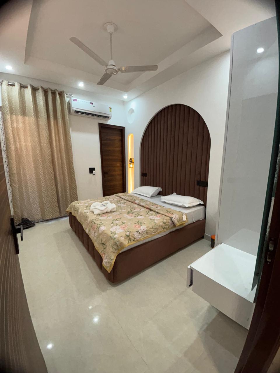 Eknav Villa · Bedroom