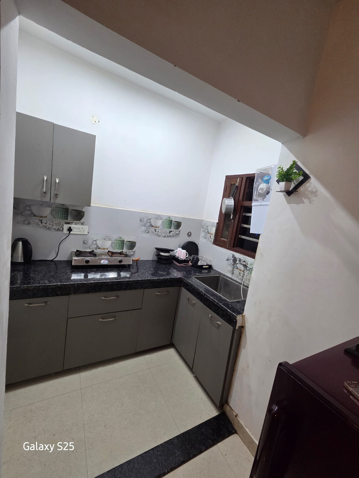 Prabani Apartment · Kitchen